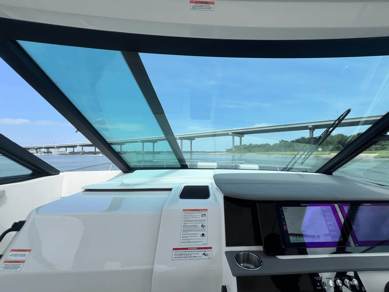 2025 Sea Ray Sundancer 320 Outboard 32.0 feet, Charleston, SC #38
