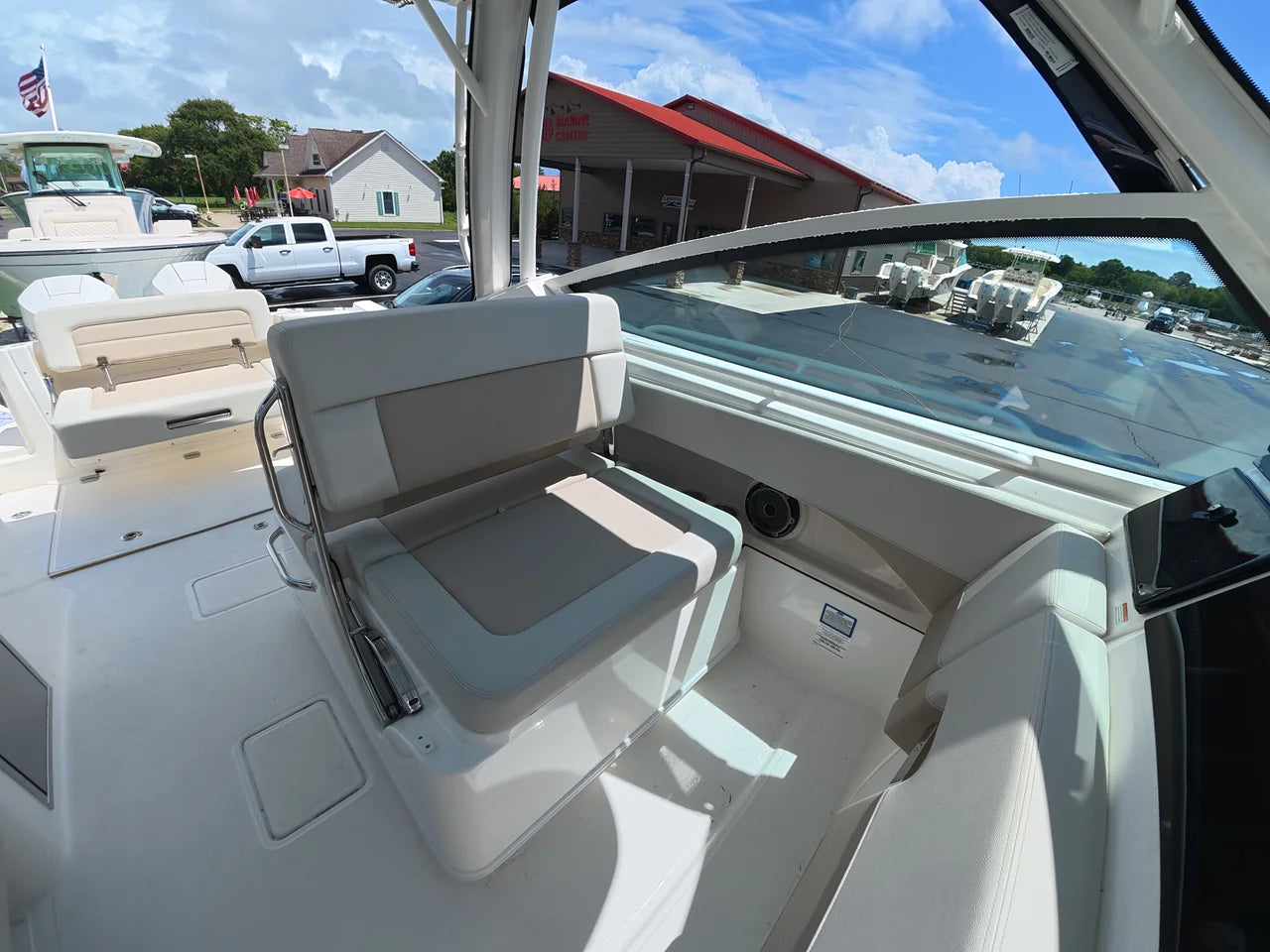 2026 Boston Whaler 280 Vantage 27.0 feet, Ocean View, NJ #14
