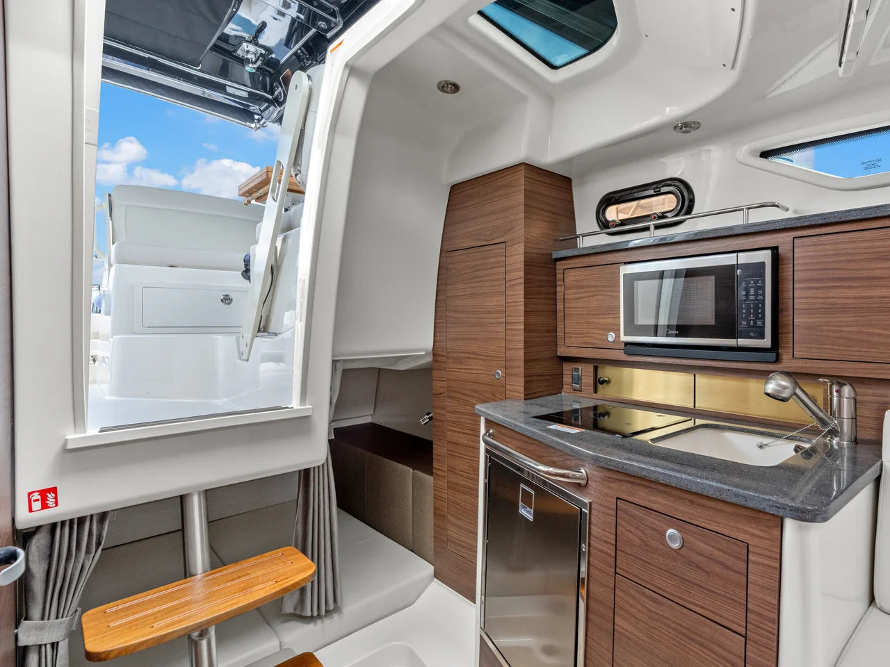 2026 Boston Whaler 325 Conquest 32.0 feet, Quincy, MA #33