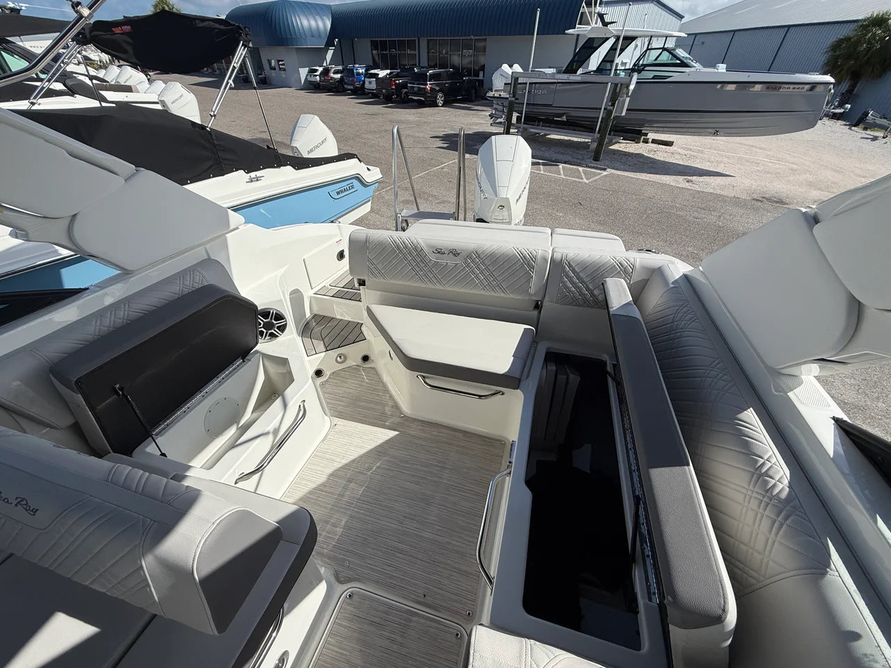 2026 Sea Ray SDX 250 Outboard 25.0 feet, Venice, Florida #16