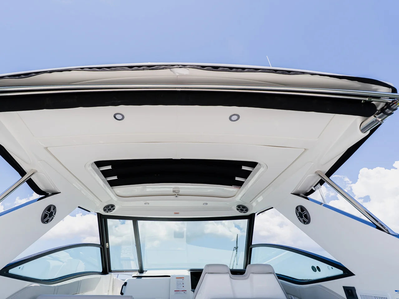 2027 Sea Ray Sundancer 320 Outboard 32.0 feet, Clearwater, Florida #59
