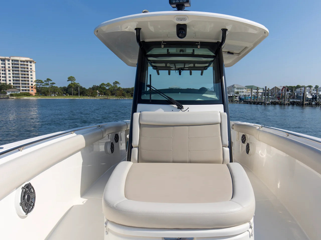 2023 Boston Whaler 330R 33.0 feet, Pensacola, Florida #28