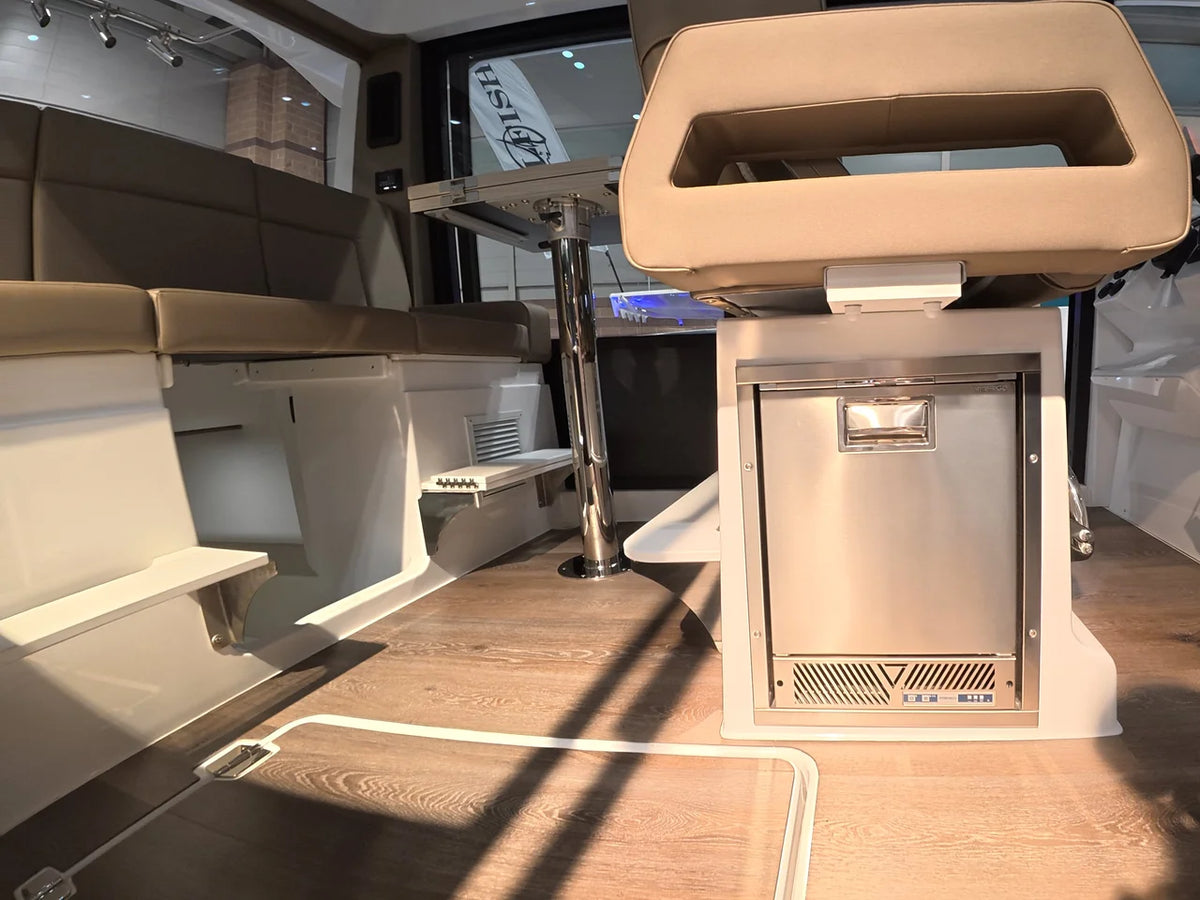 2026 Cruisers Yachts 38 VTR EC 38.0 feet, Somers Point, New Jersey #19