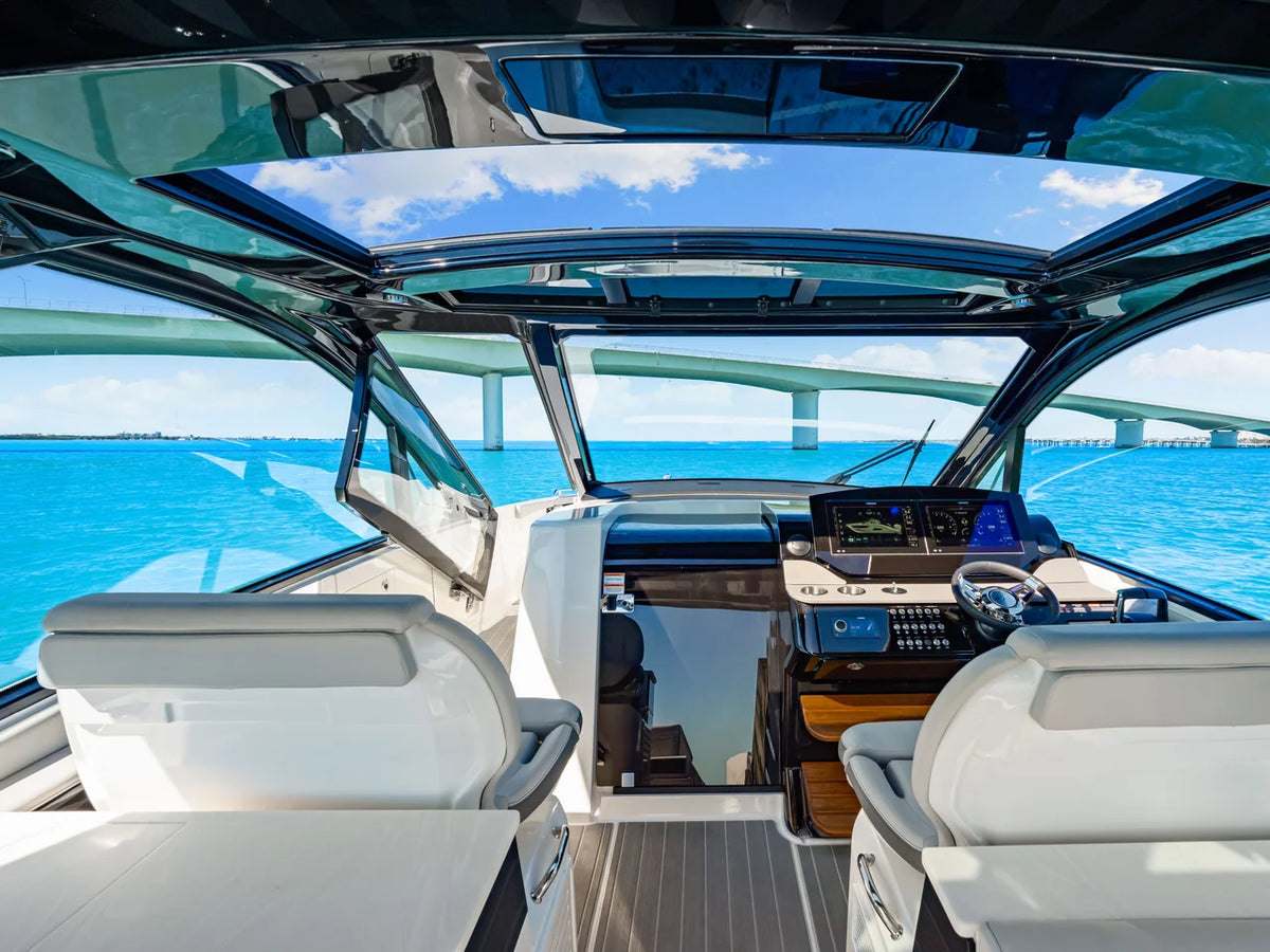 2026 Sea Ray Sundancer 370 Outboard 37.0 feet, Sarasota, FL #45