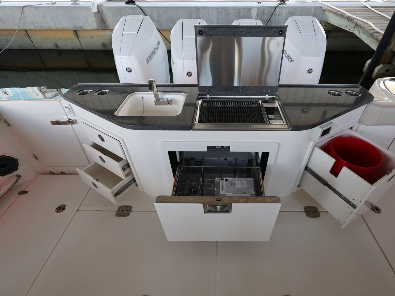 2026 Boston Whaler 405 Conquest 40.0 feet, Naples, Florida #22