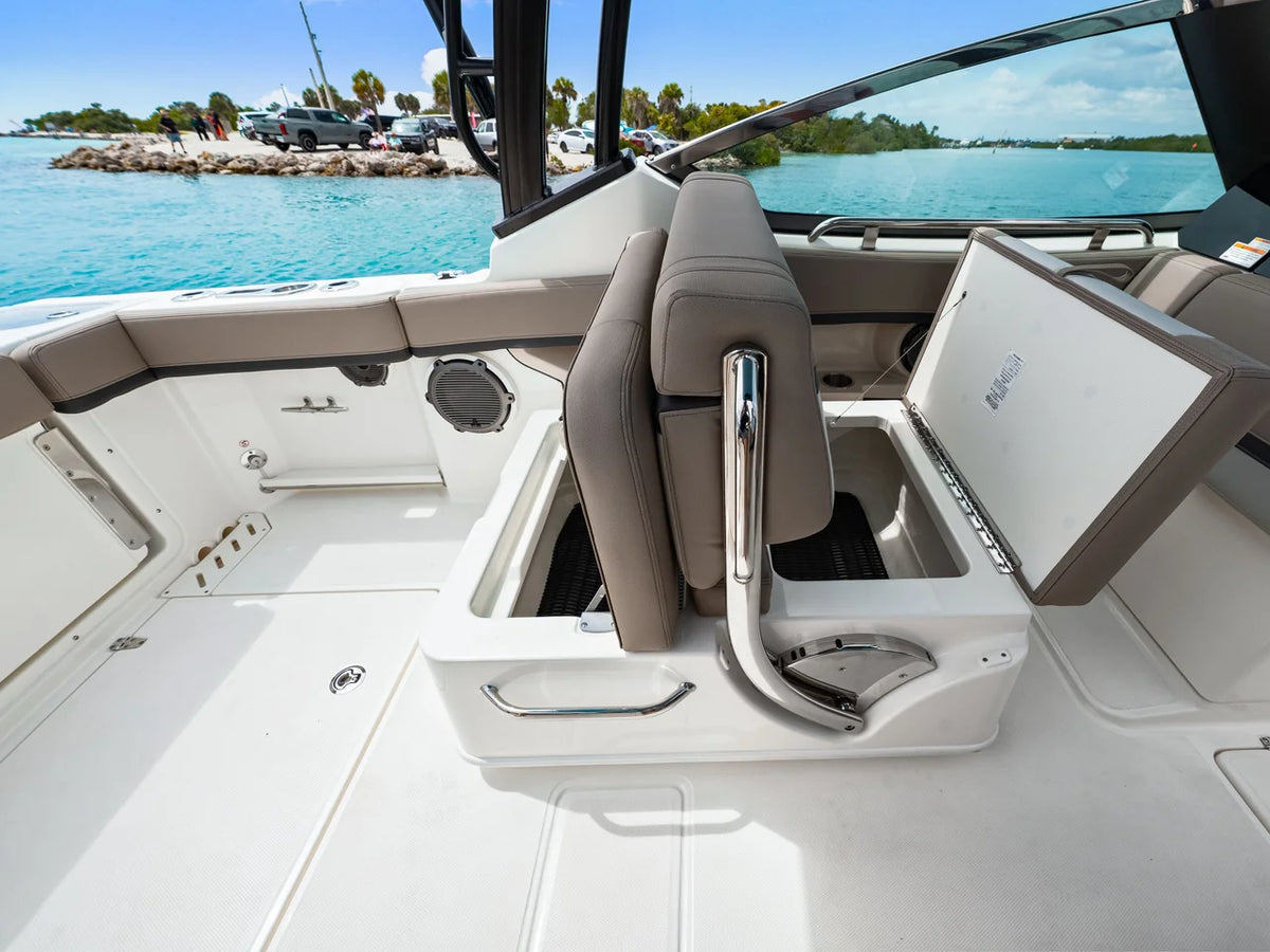 2026 Boston Whaler 240 Vantage 24.0 feet, Venice, Florida #13