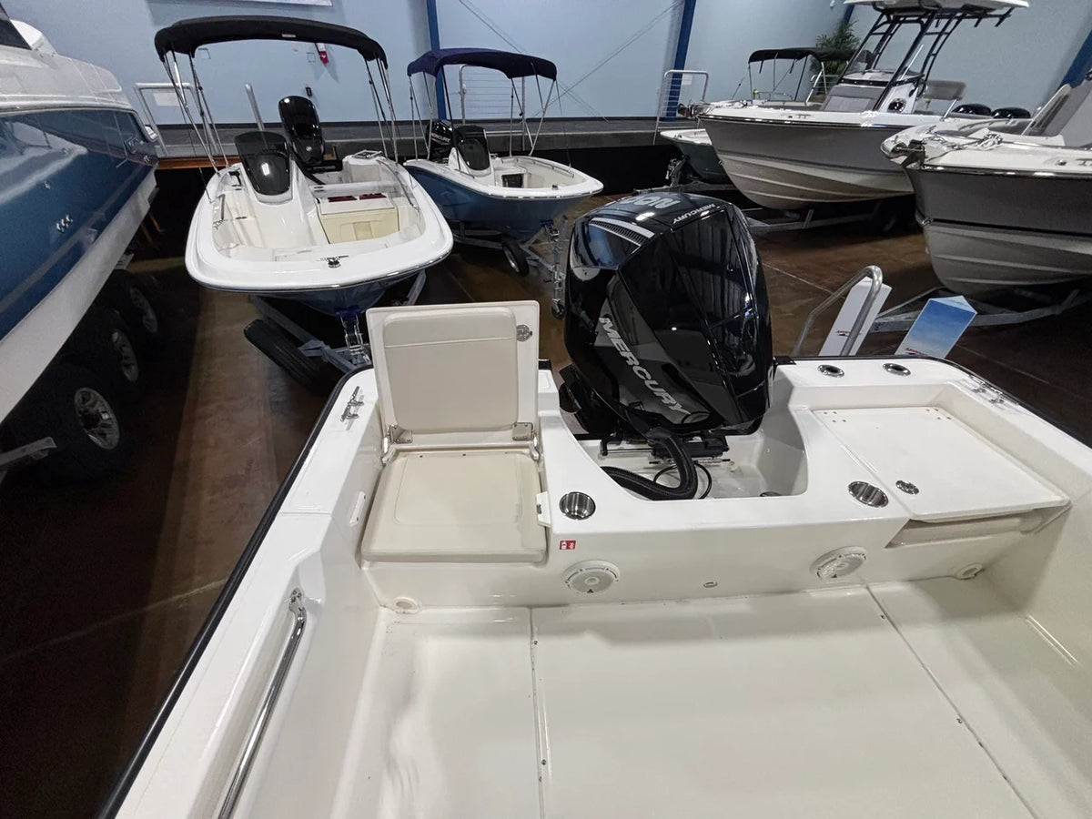 2026 Boston Whaler 210 Montauk 21.0 feet, Clearwater, Florida #8