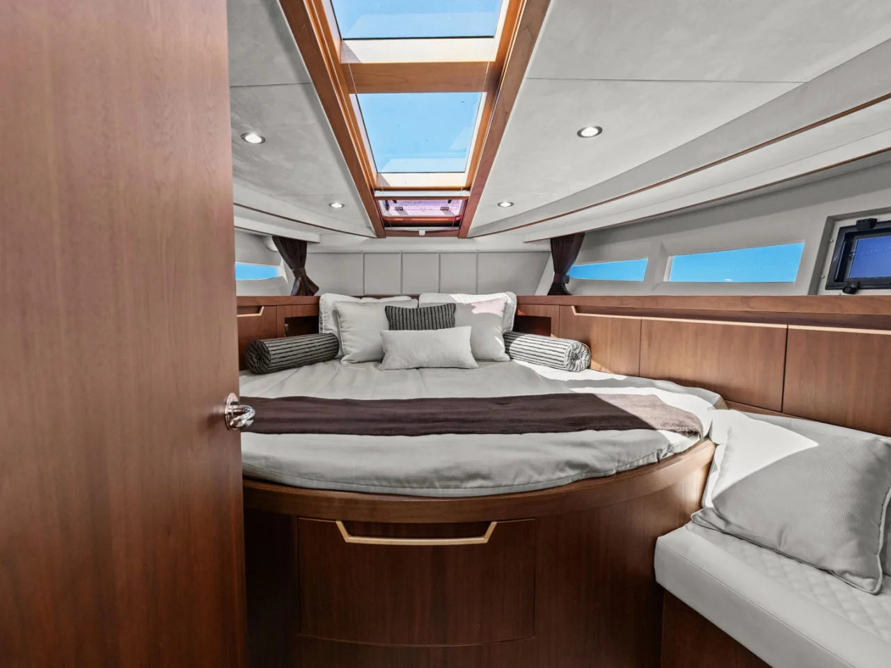 2018 Galeon 385 HTS 44.0 feet, Norwalk, Connecticut #26