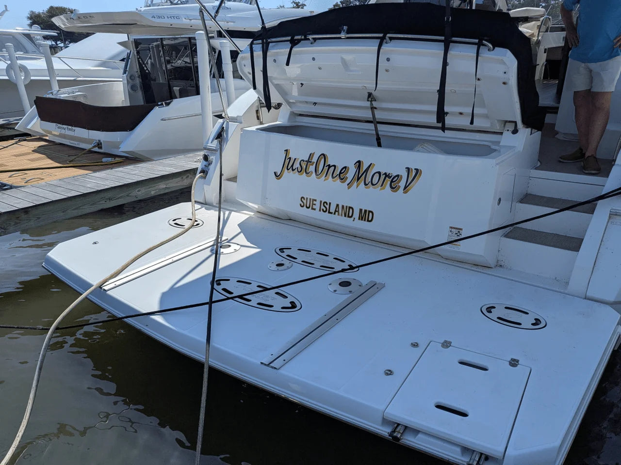 2013 Cruisers Yachts 48 CANTIUS 48.0 feet, Baltimore, MD #20