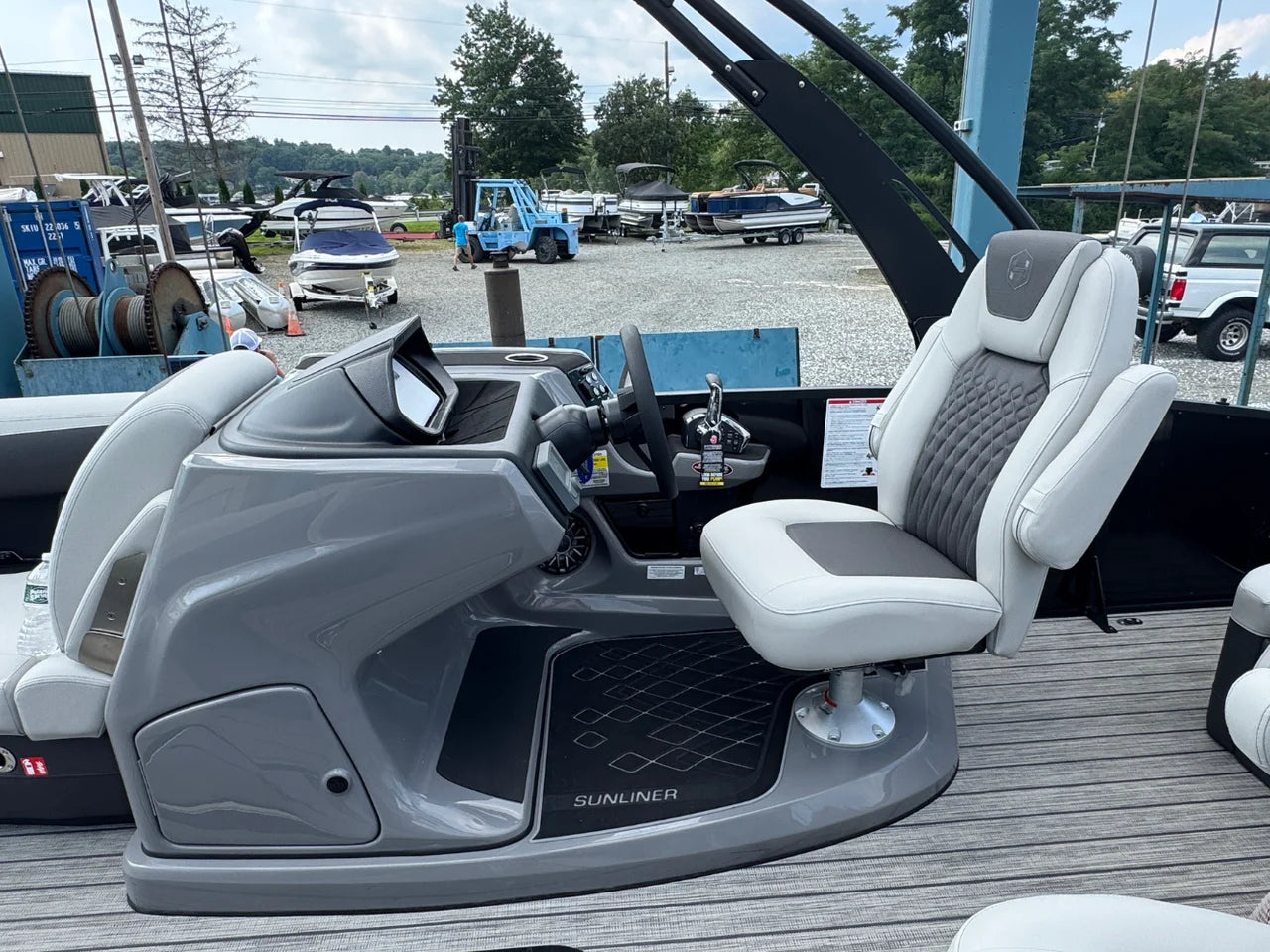 2027 Harris Sunliner 230 23.0 feet, Lake Hopatcong, NJ #12