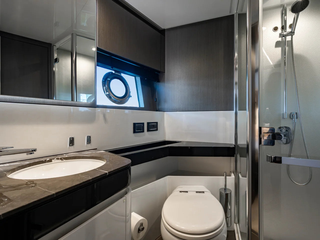 2019 Azimut S7 70.0 feet, West Palm Beach, FL #124