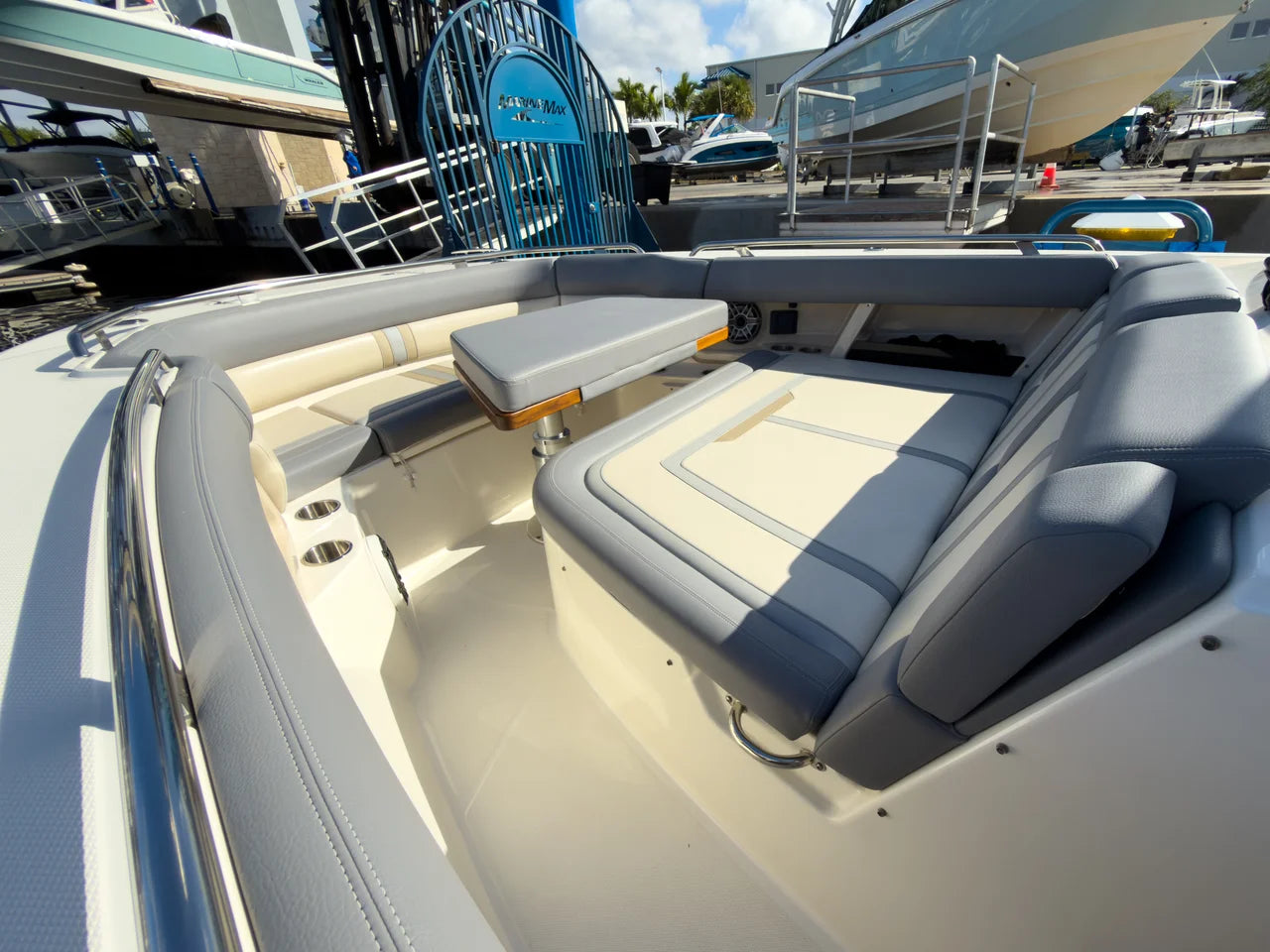 2025 Boston Whaler 350 REALM 35.0 feet, Fort Myers, FL #34