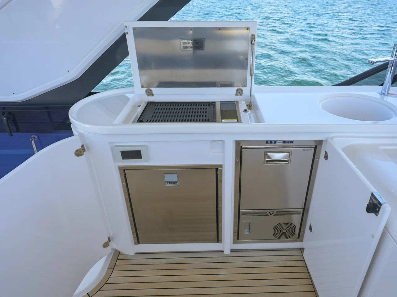 2025 Azimut 68 FLY 68.0 feet, Miami, FL #82