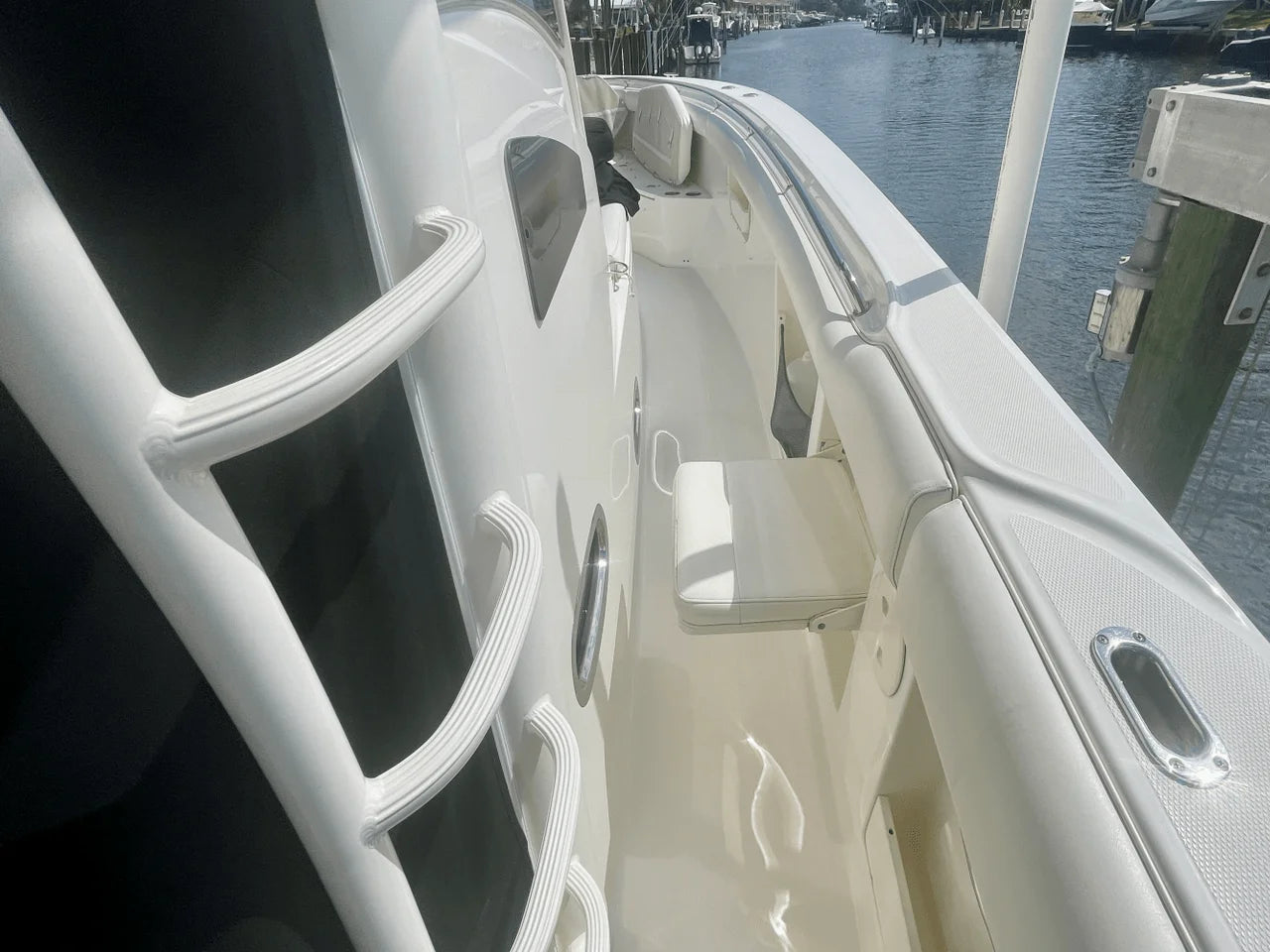 2012 Boston Whaler 370 OUTRAGE 37.0 feet, Pompano Beach, FL #45
