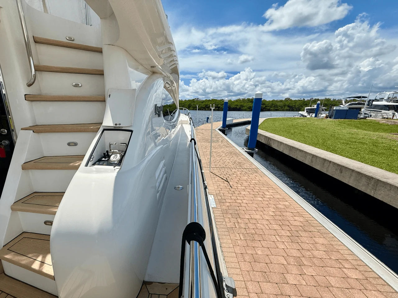 2005 Lazzara 68 FLYBRIDGE 68.0 feet, Fort Myers, FL #8