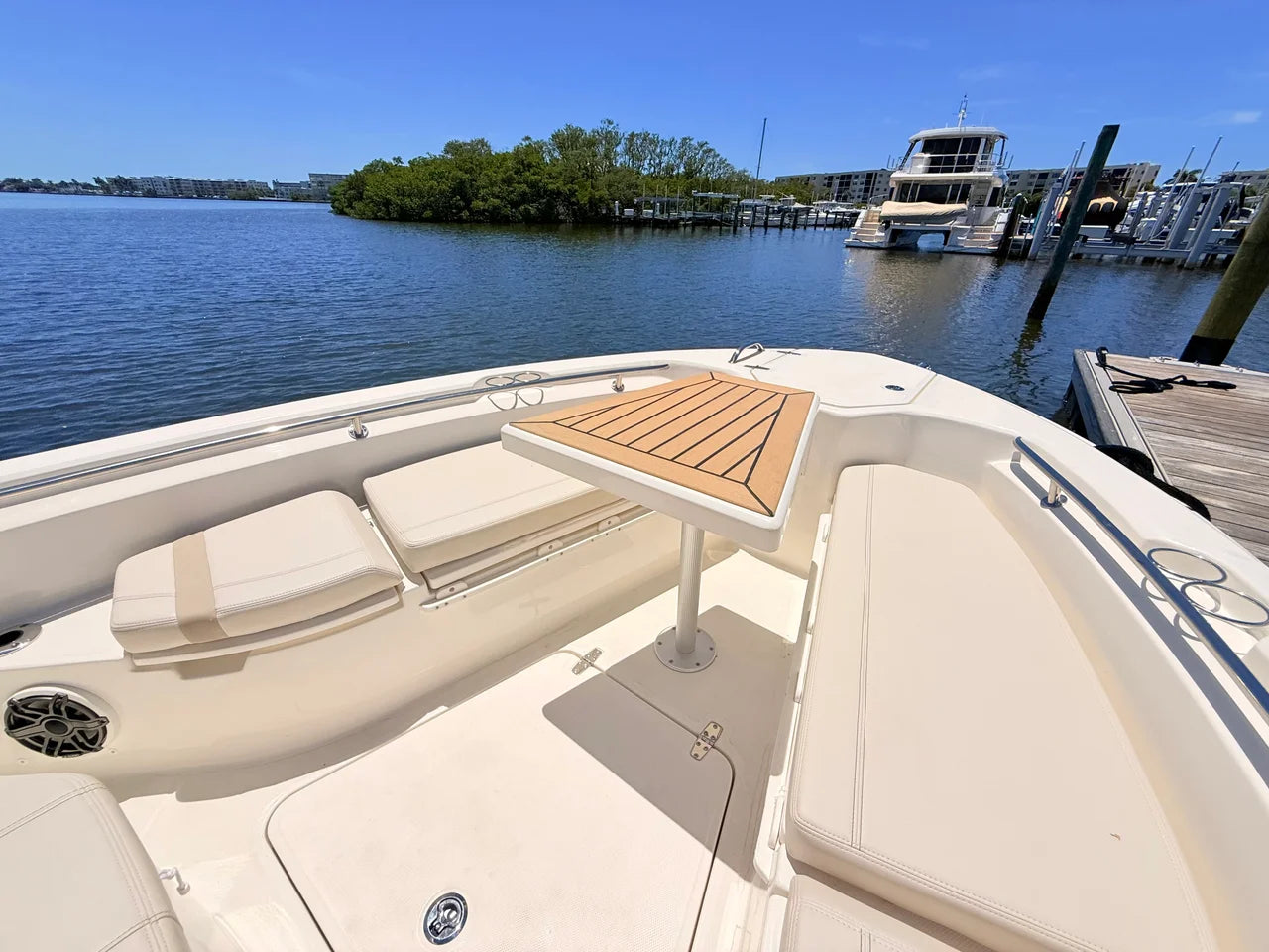 2027 Boston Whaler 280 Dauntless 28.0 feet, St Petersburg, FL #66