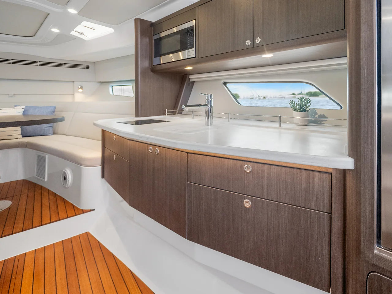 2024 Intrepid 477 EVOLUTION 47.0 feet, Dania, FL #37
