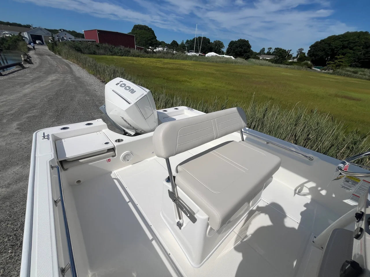 2027 Boston Whaler 210 Montauk 21.0 feet, Westbrook, Connecticut #4