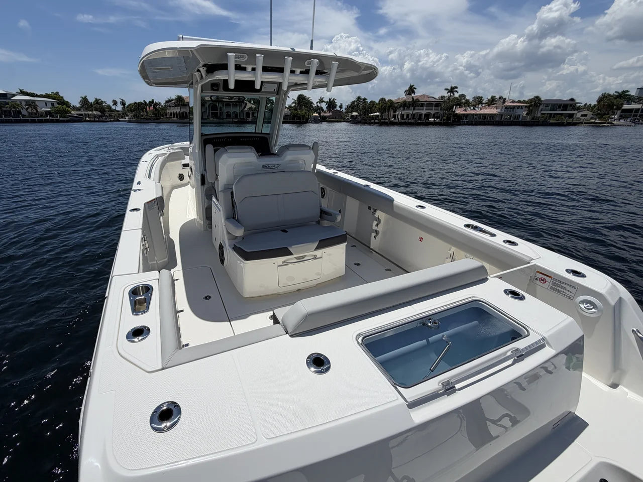 2026 Boston Whaler 330 Outrage 33.0 feet, Pompano Beach, Florida #22
