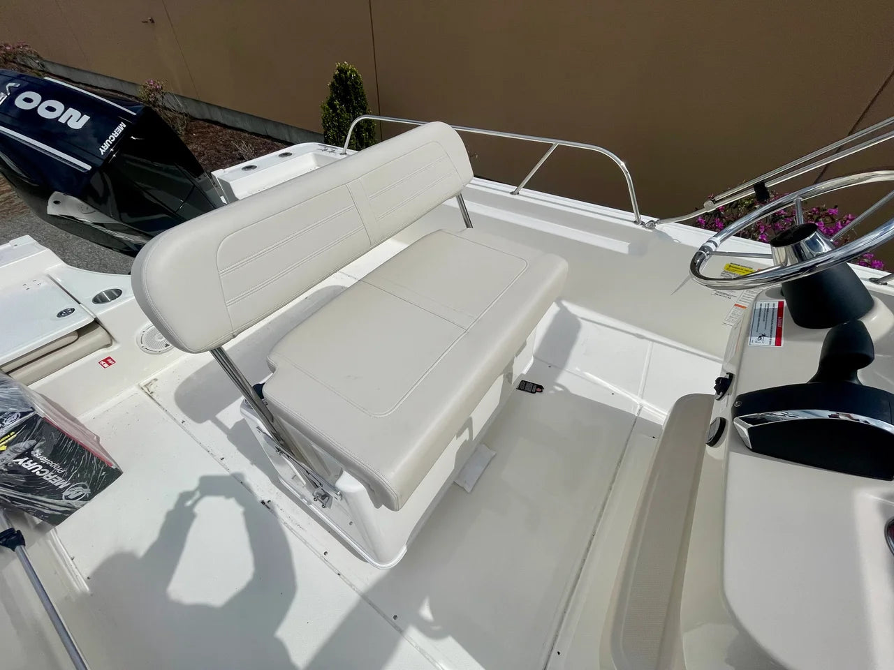 2026 Boston Whaler 210 Montauk 21.0 feet, Danvers, Massachusetts #9