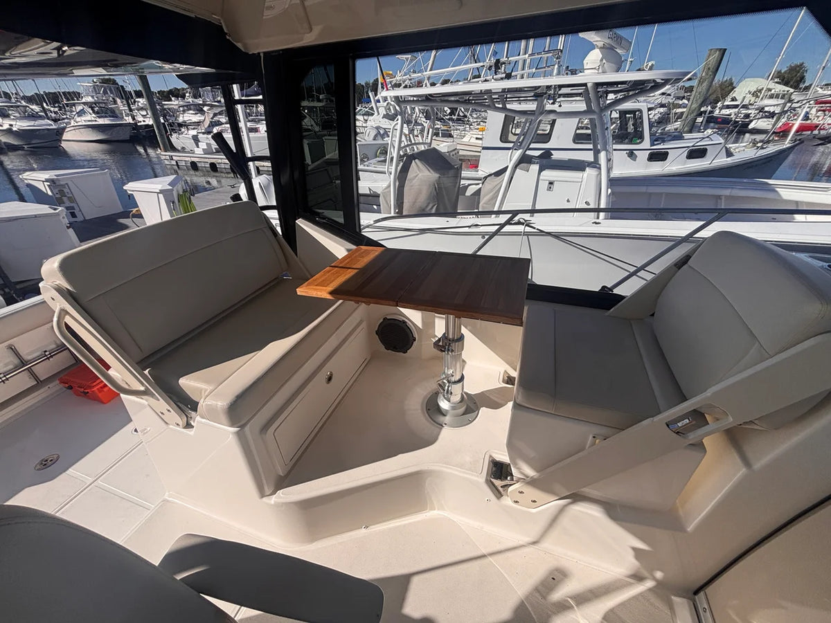 2023 Boston Whaler 325 CONQUEST 32.0 feet, Westbrook, Connecticut #16