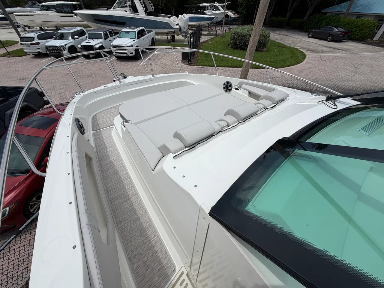 2027 Sea Ray Sundancer 320 Outboard 32.0 feet, Stuart, Florida #25