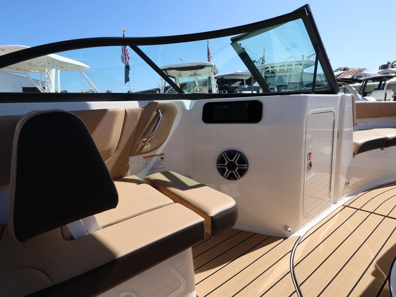 2026 Sea Ray SDX 230 Outboard 23.0 feet, Naples, Florida #14