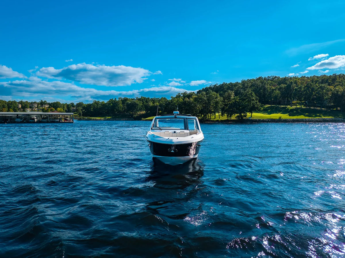 2027 Cruisers Yachts 42 GLS 42.0 feet, Lake Ozark, MO #25