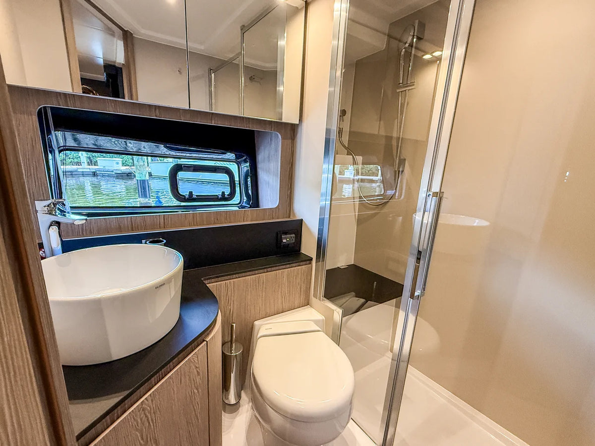 2027 Azimut A45 45.0 feet, Fort Myers, FL #30