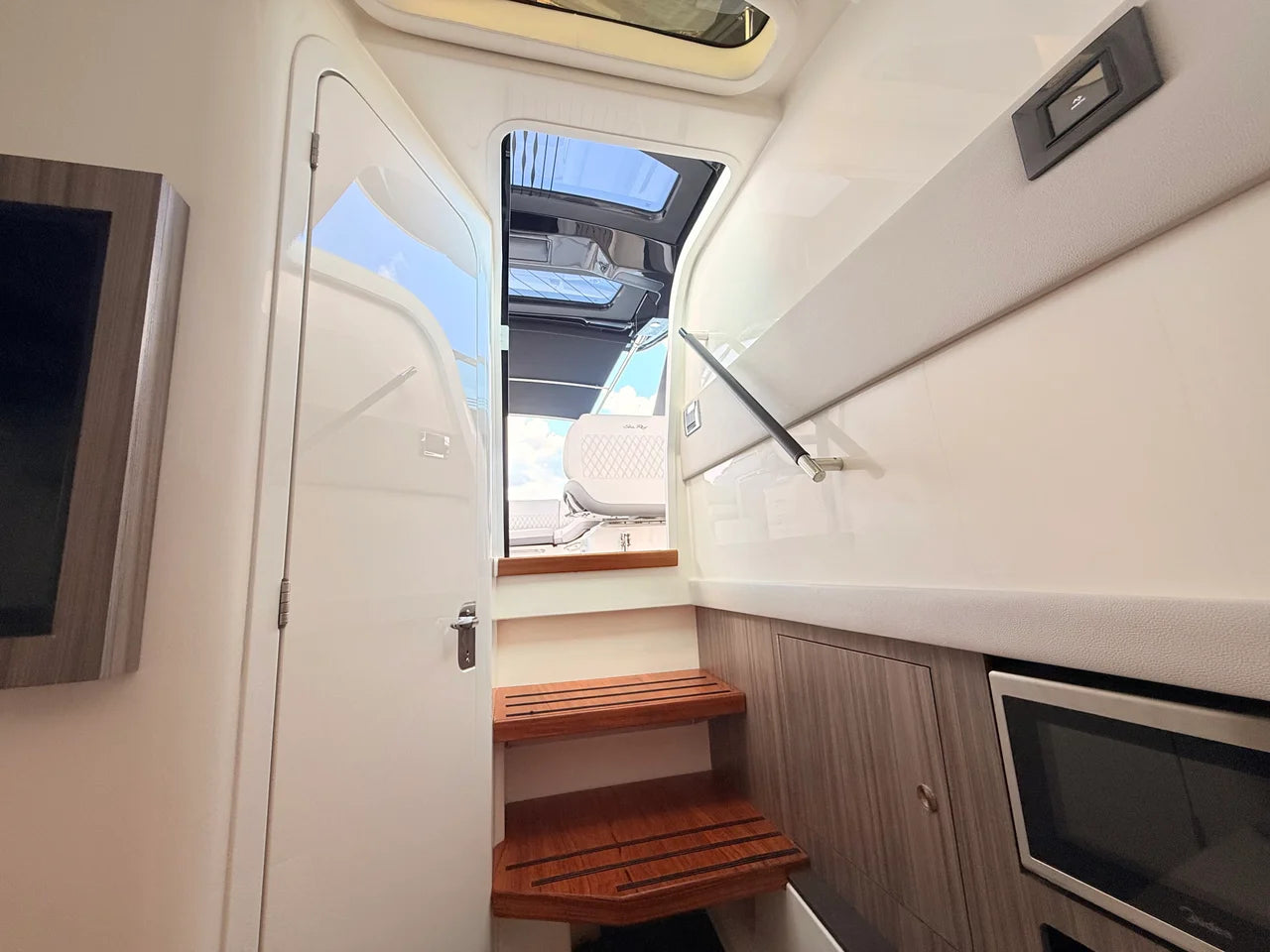 2027 Sea Ray SLX 360 Outboard 36.0 feet, St Petersburg, FL #68