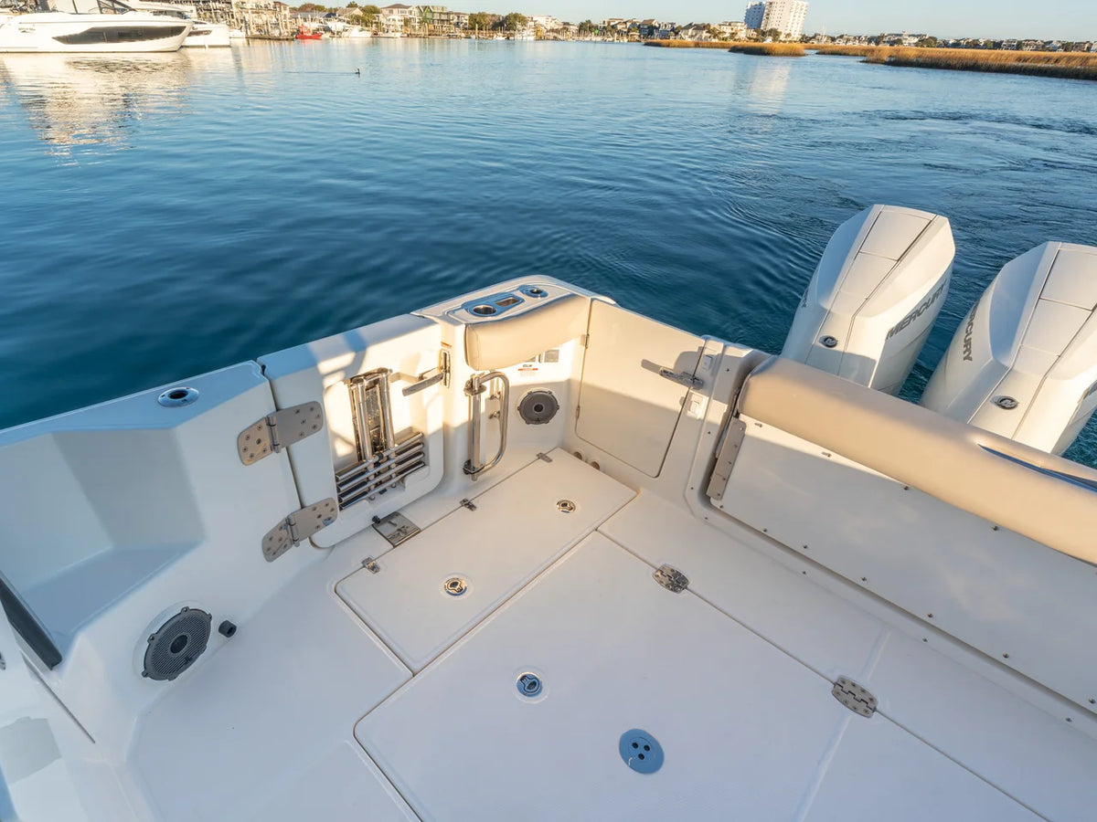 2026 Boston Whaler 365 Conquest 36.0 feet, Wrightsville Beach, North Carolina #14