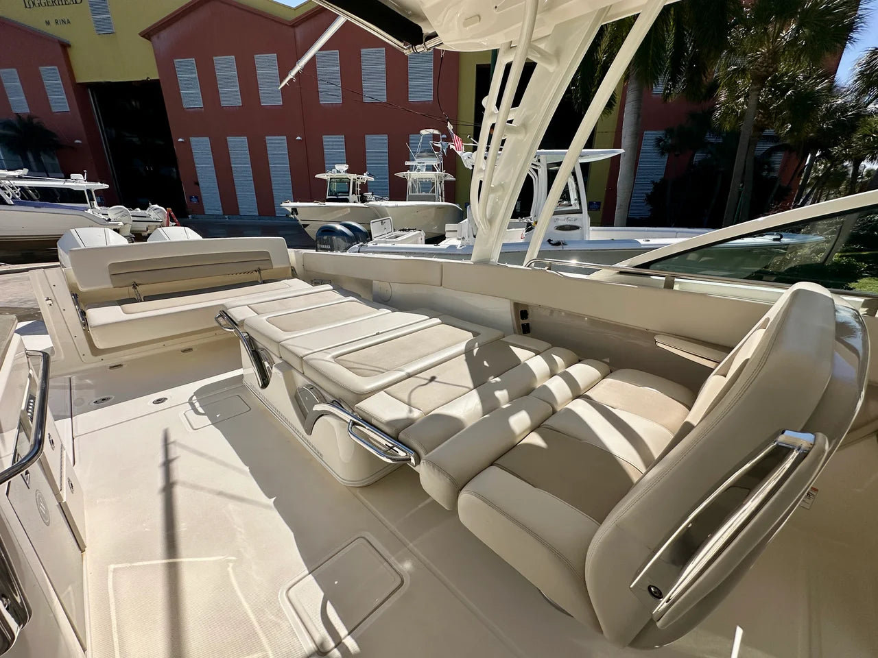 2024 Boston Whaler 320 VANTAGE 32.0 feet, Jupiter, Florida #19