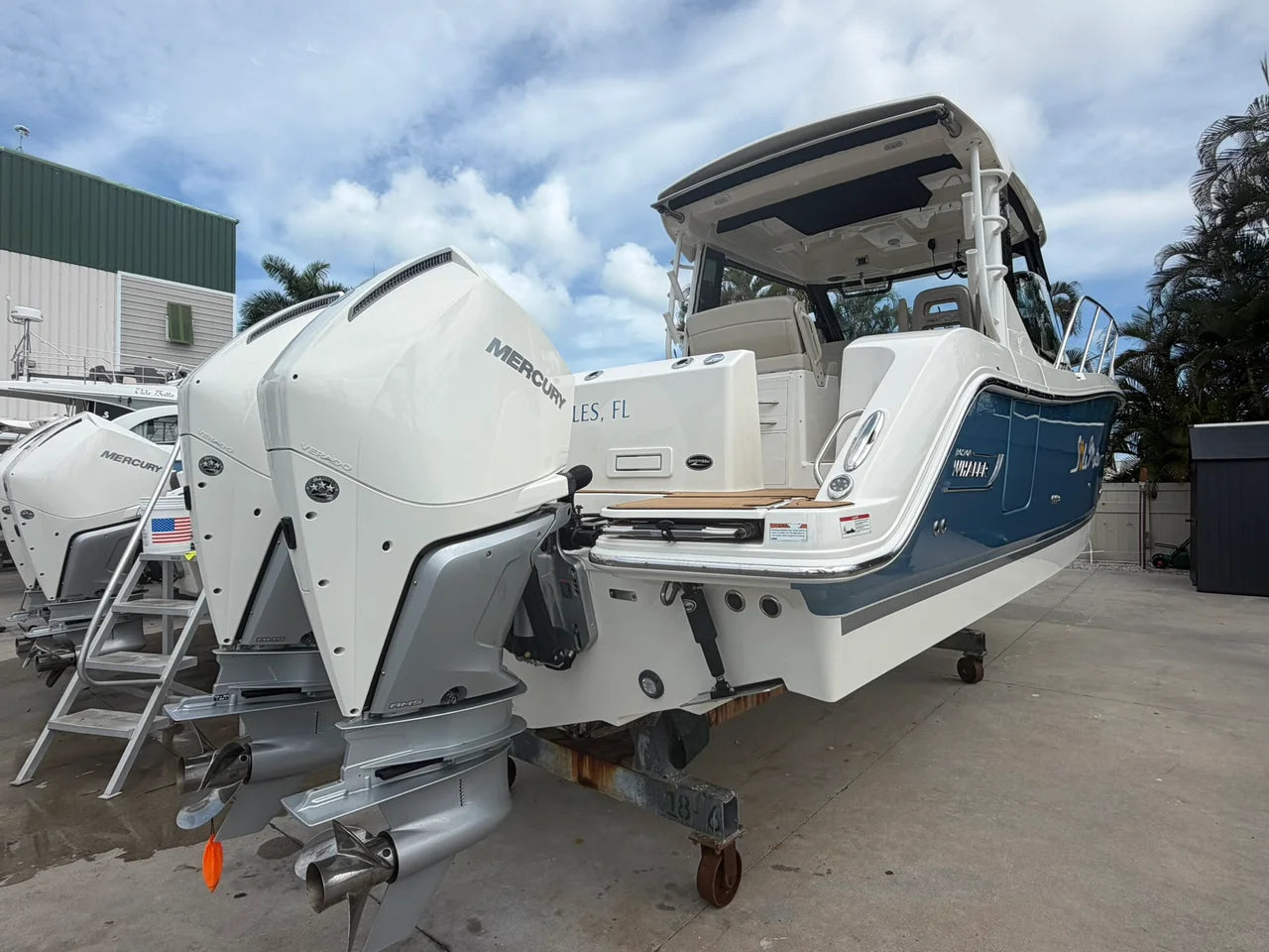 2023 Boston Whaler 325 CONQUEST 32.0 feet, Naples, FL #8