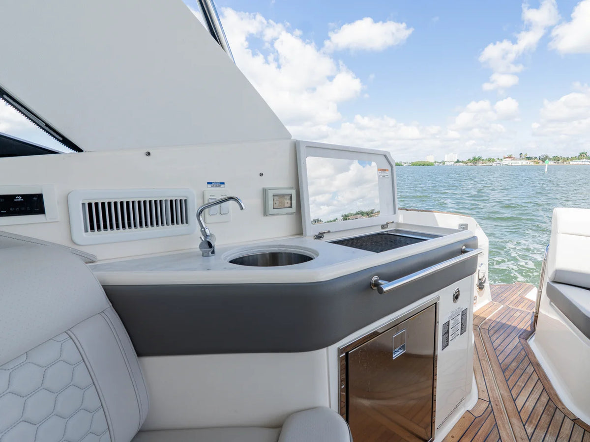 2024 Sea Ray 320 SUNDANCER OB 32.0 feet, St Petersburg, FL #20