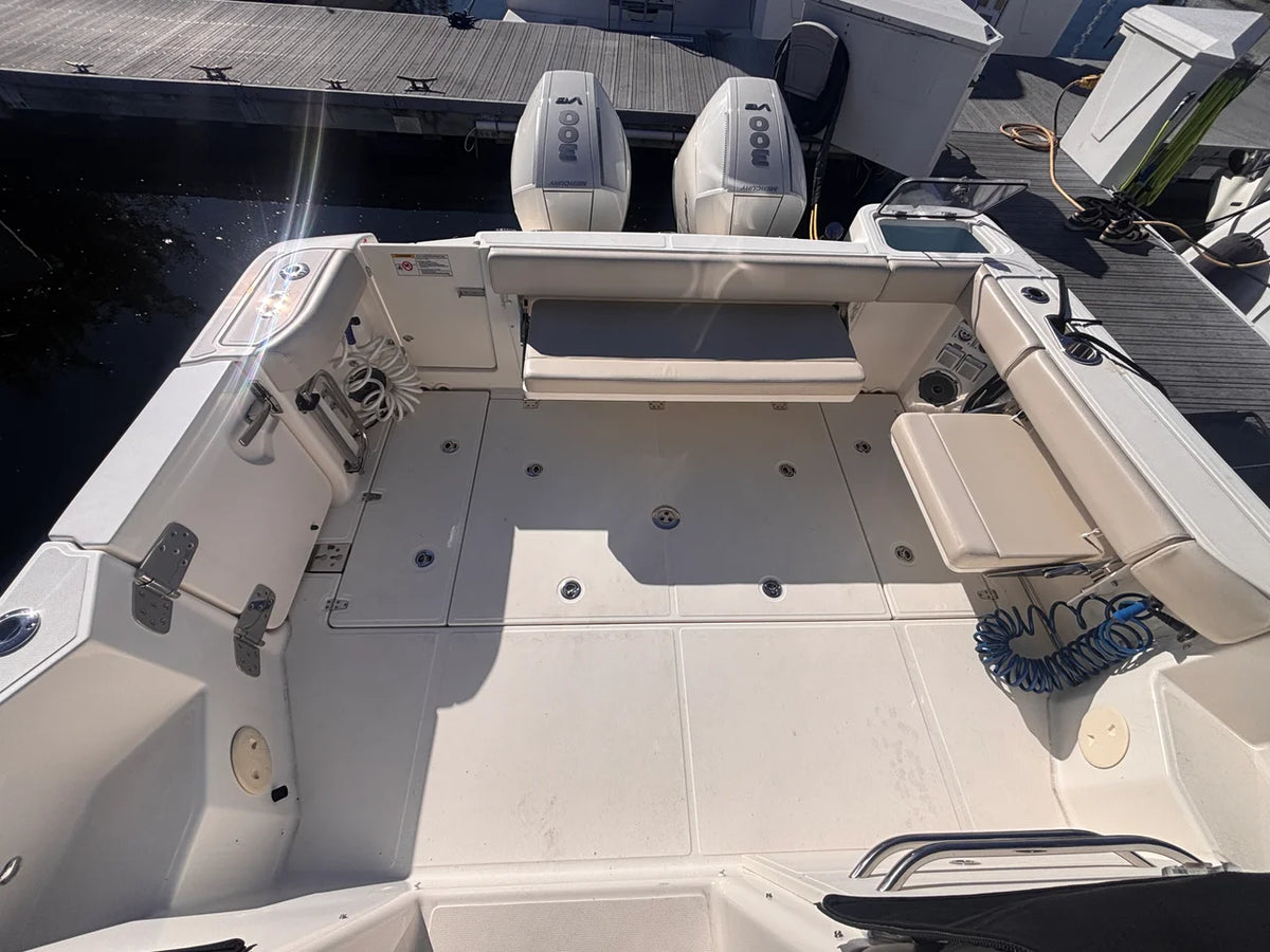 2023 Boston Whaler 325 CONQUEST 32.0 feet, Westbrook, Connecticut #9