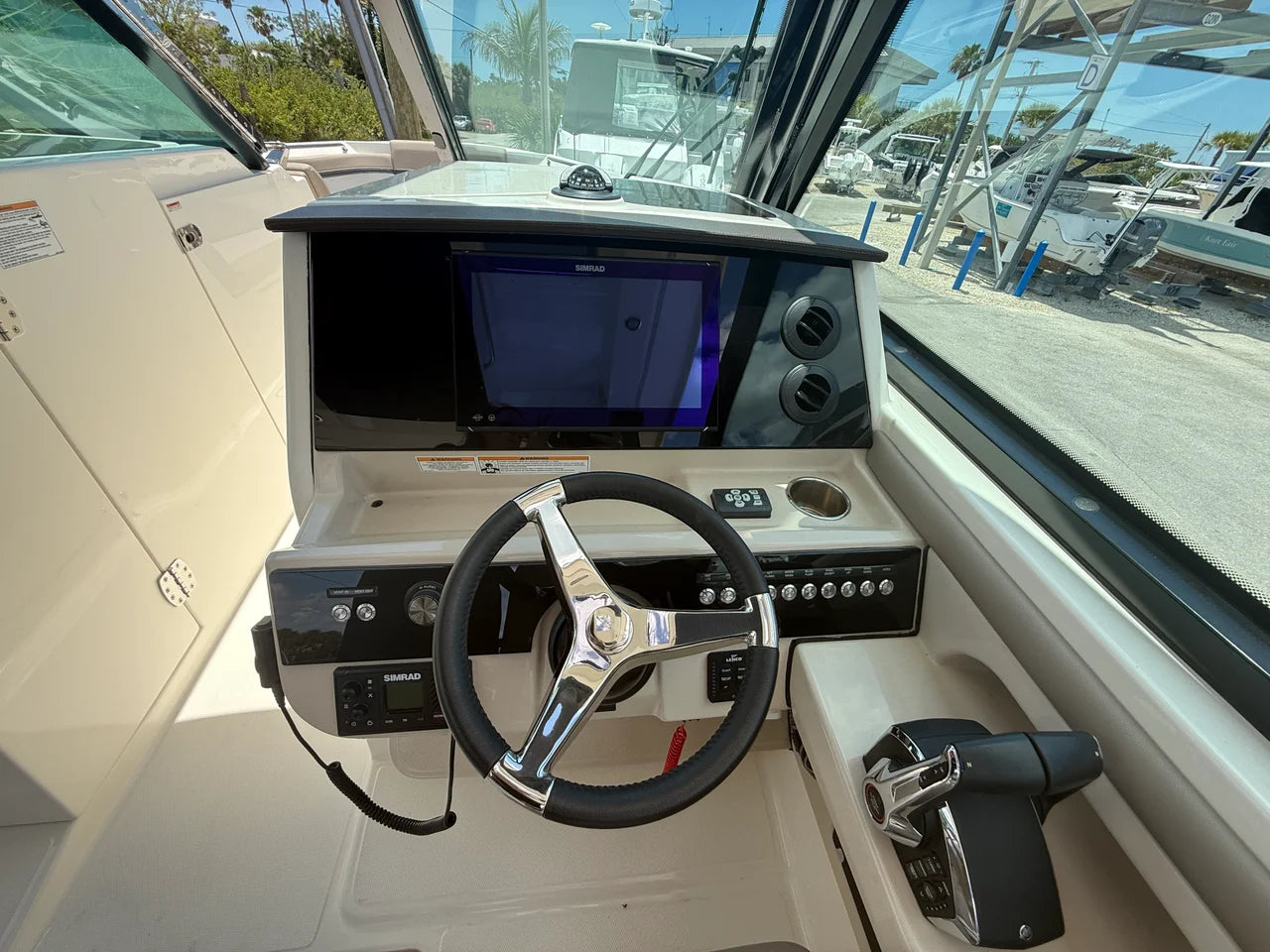 2025 Boston Whaler 330 Vantage 33.0 feet, Sarasota, FL #10