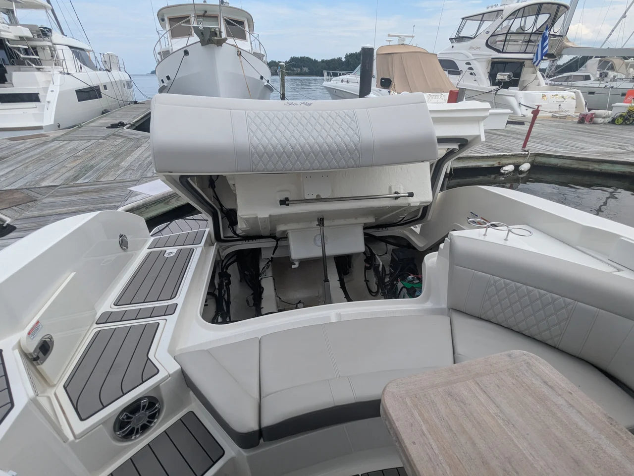 2023 Sea Ray 350 SLX OB 34.0 feet, Grasonville, MD #41