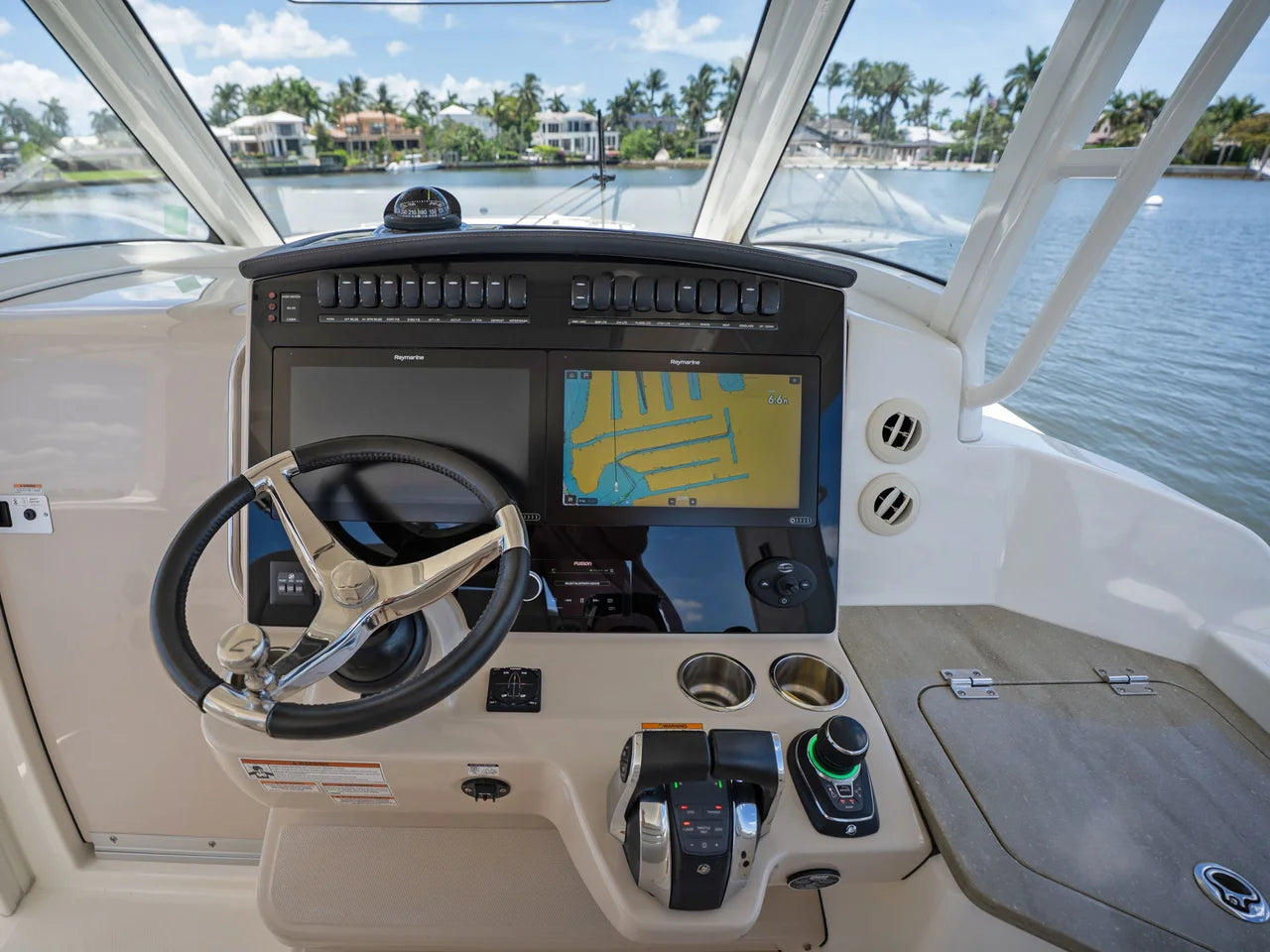 2022 Boston Whaler 350 REALM 35.0 feet, Naples, Florida #21