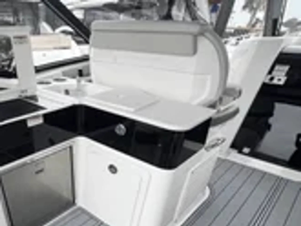 2024 Sea Ray Sundancer 370 Outboard 37.0 feet, Pensacola, Florida #23