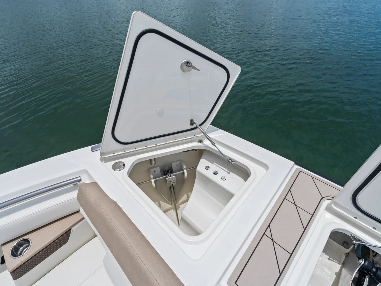 2027 Ducari 37 XIV 37.0 feet, Jupiter, Florida #64