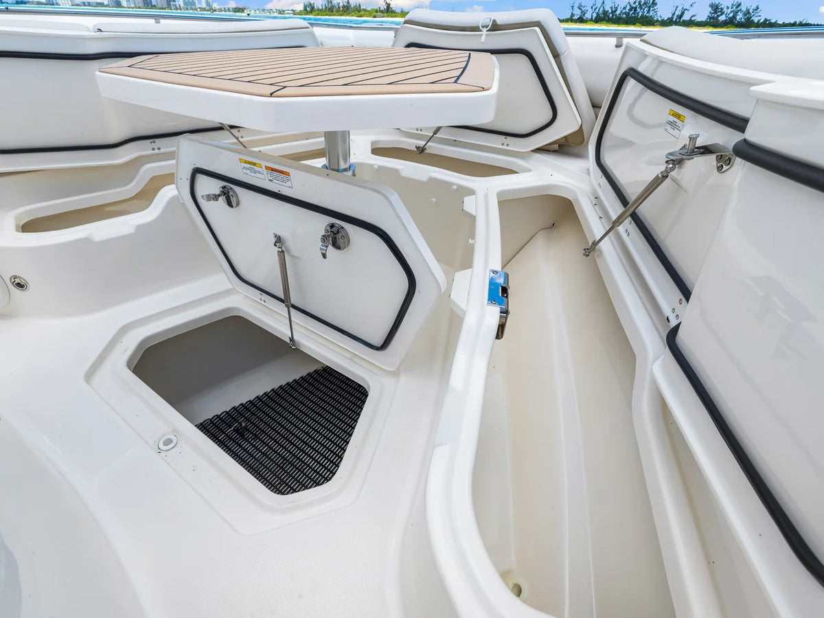 2026 Boston Whaler 380 Outrage 38.0 feet, Sarasota, FL #24