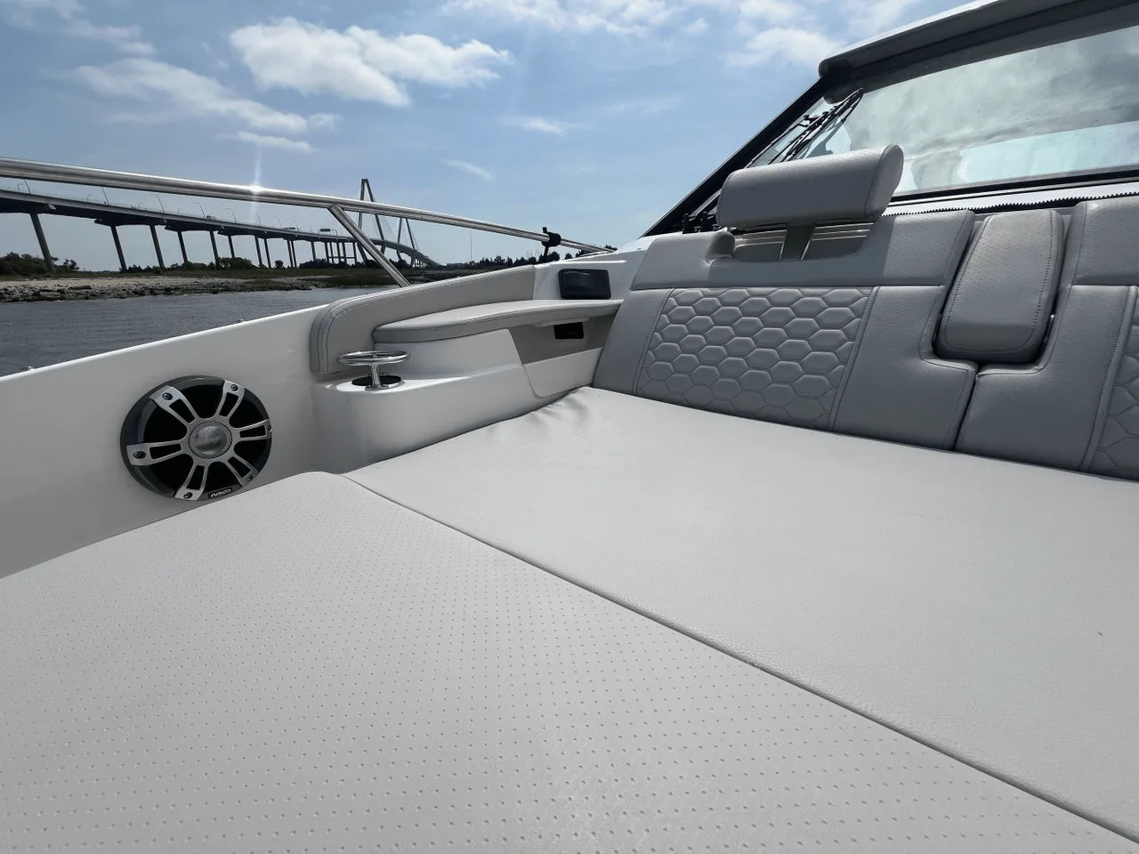 2025 Sea Ray Sundancer 320 Outboard 32.0 feet, Charleston, SC #54