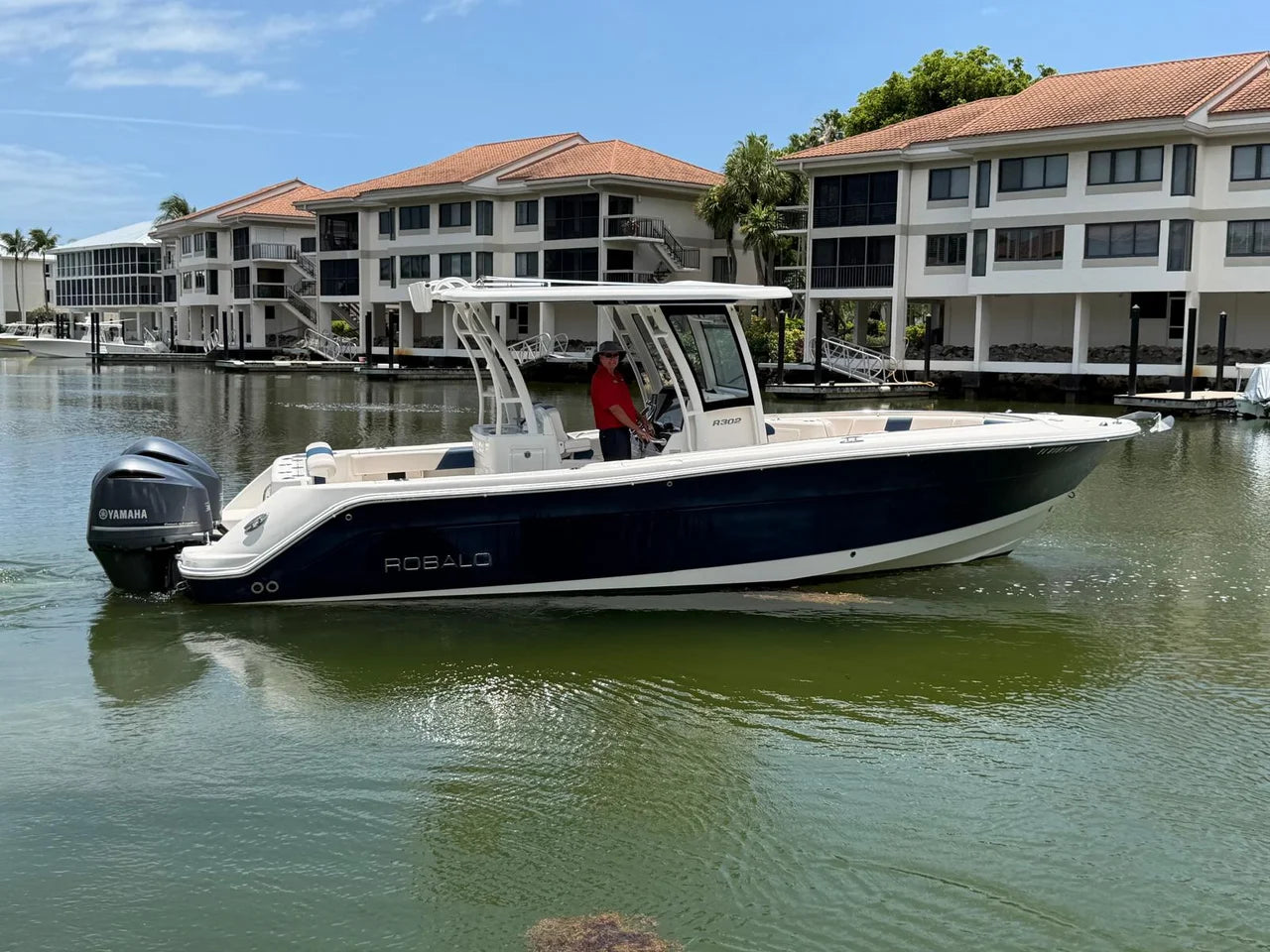 2017 Robalo R302 CENTER CONSOLE 29.0 feet, Key Largo, FL #14
