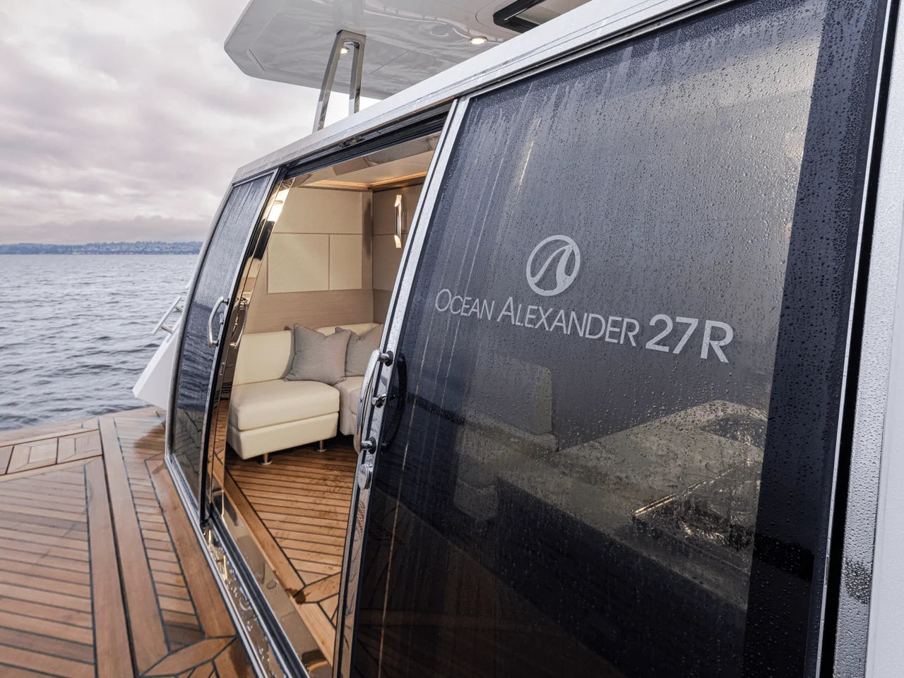 2025 Ocean Alexander 27R 88.0 feet, Pompano Beach, FL #40
