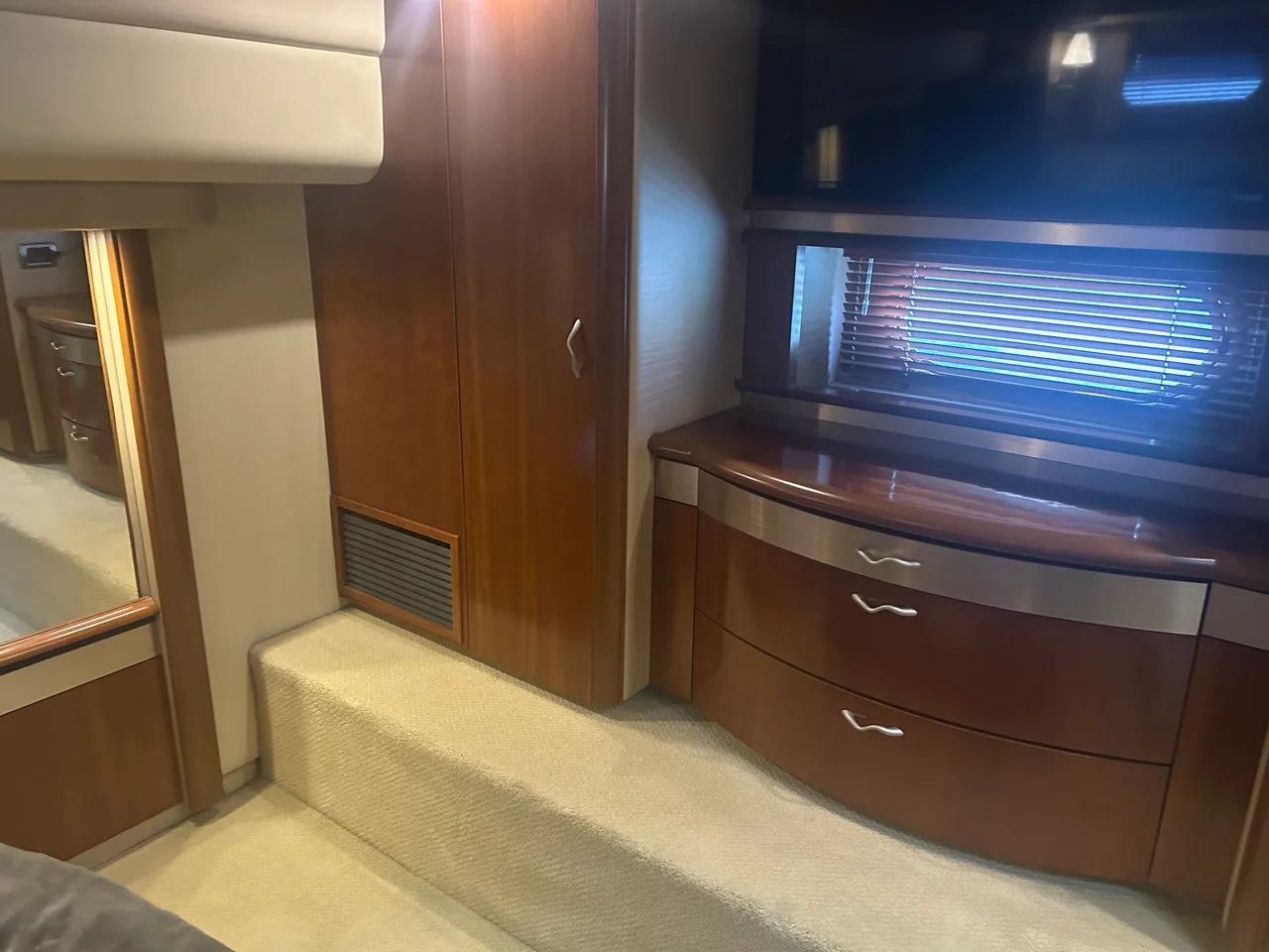 2005 Sea Ray 550 SEDAN BRIDGE 55.0 feet, Pensacola, Florida #55