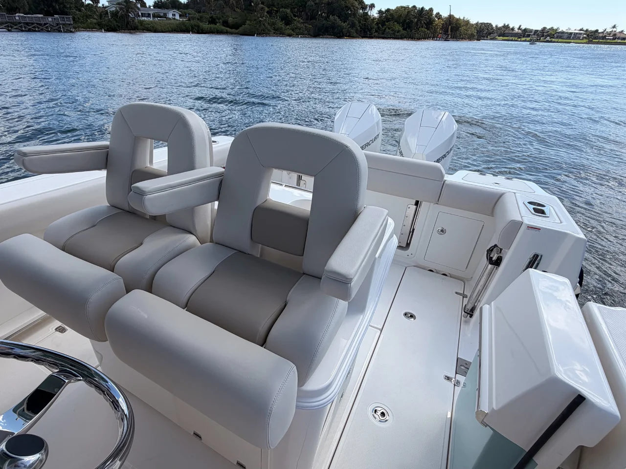 2026 Boston Whaler 280 Outrage 28.0 feet, Jupiter, Florida #13