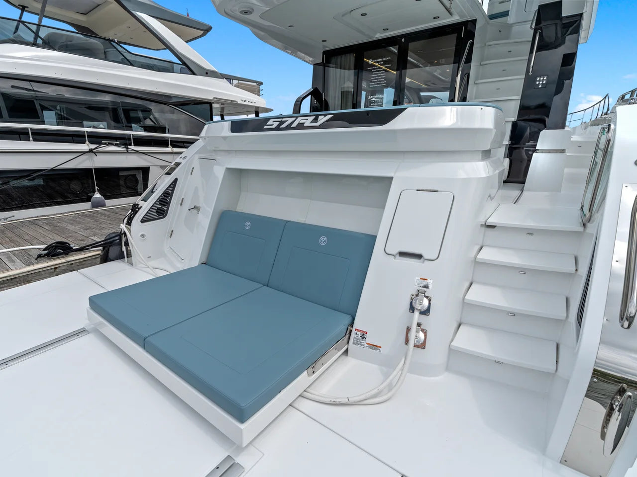 2026 Cruisers Yachts 57 FLY 57.0 feet, Quincy, MA #7