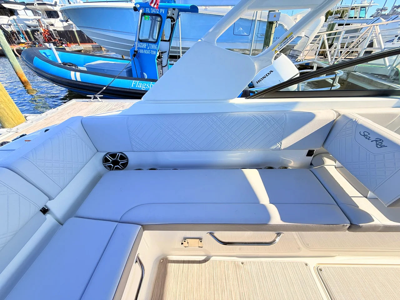2027 Sea Ray SDX 270 Outboard 27.0 feet, St Petersburg, FL #33