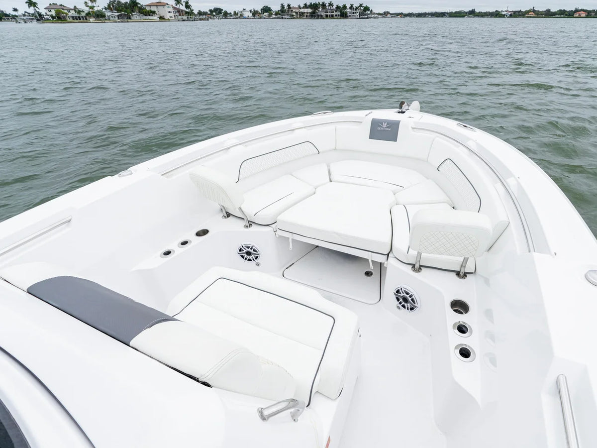 2024 Bertram 28 CC 28.0 feet, St Petersburg, FL #10