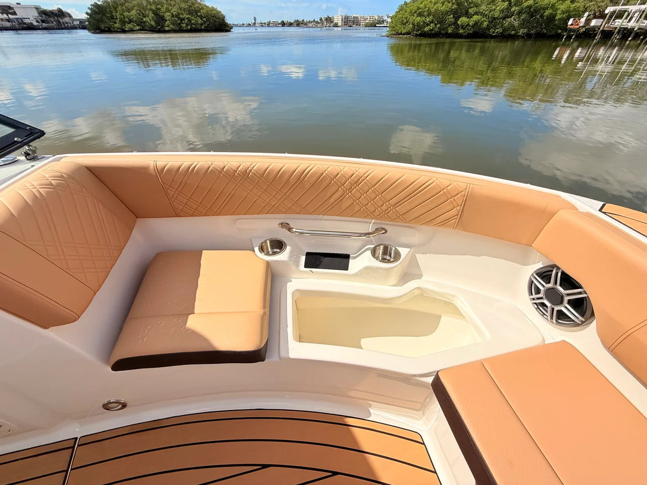 2027 Sea Ray SDX 230 Outboard 23.0 feet, St Petersburg, FL #55